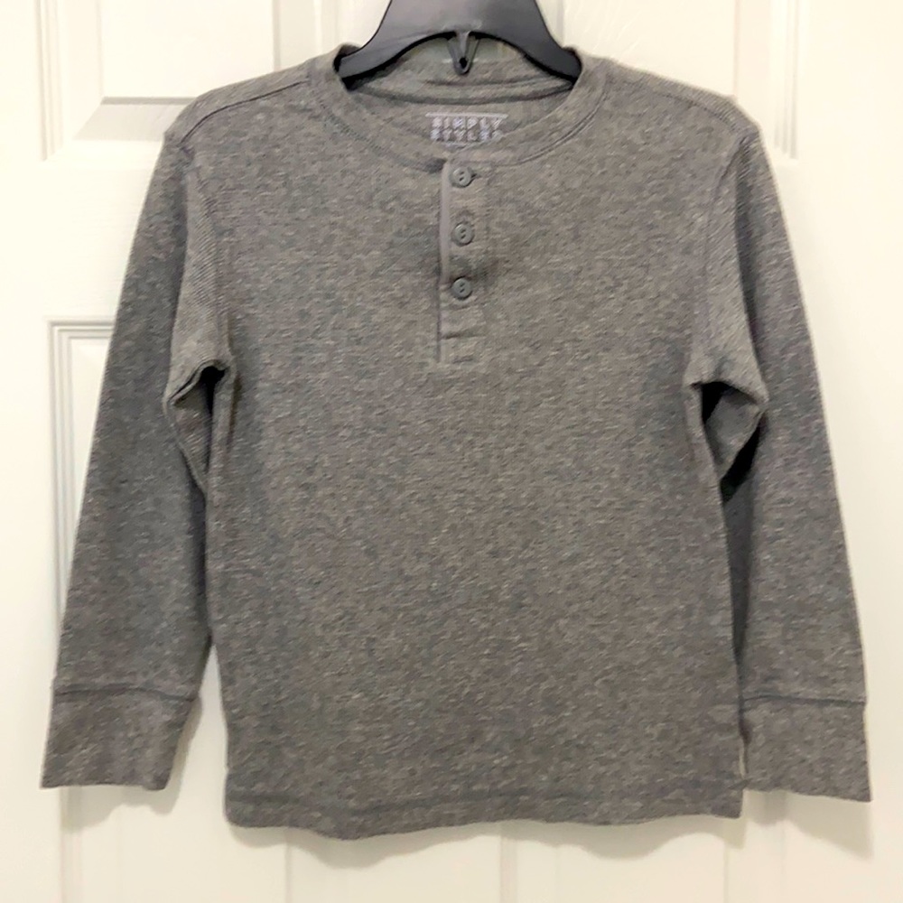 SIMPLY STYLED BOY’S SHIRT Gently Worn